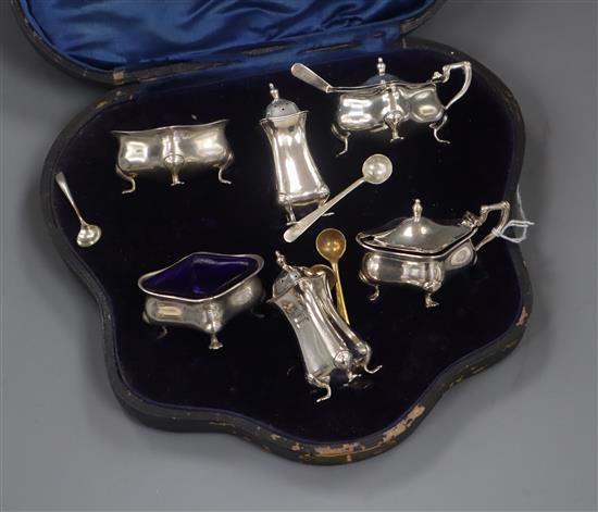 A cased George V six piece silver condiment set. Birmingham ,1912.